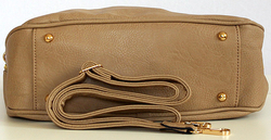 Trendy CROSSBODY béžová kabelka taška s CVOČKY a ZIPY